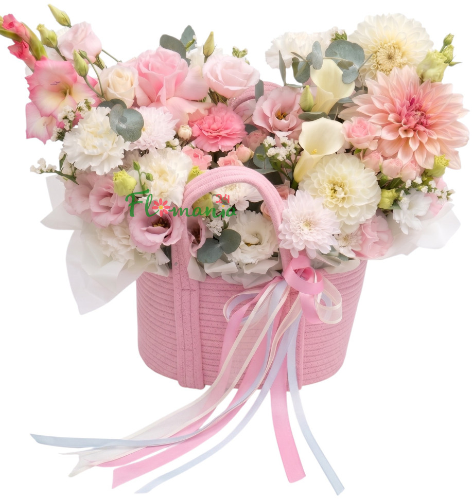 Композиция из георгин, гвоздик и калл «Цветочный круиз»